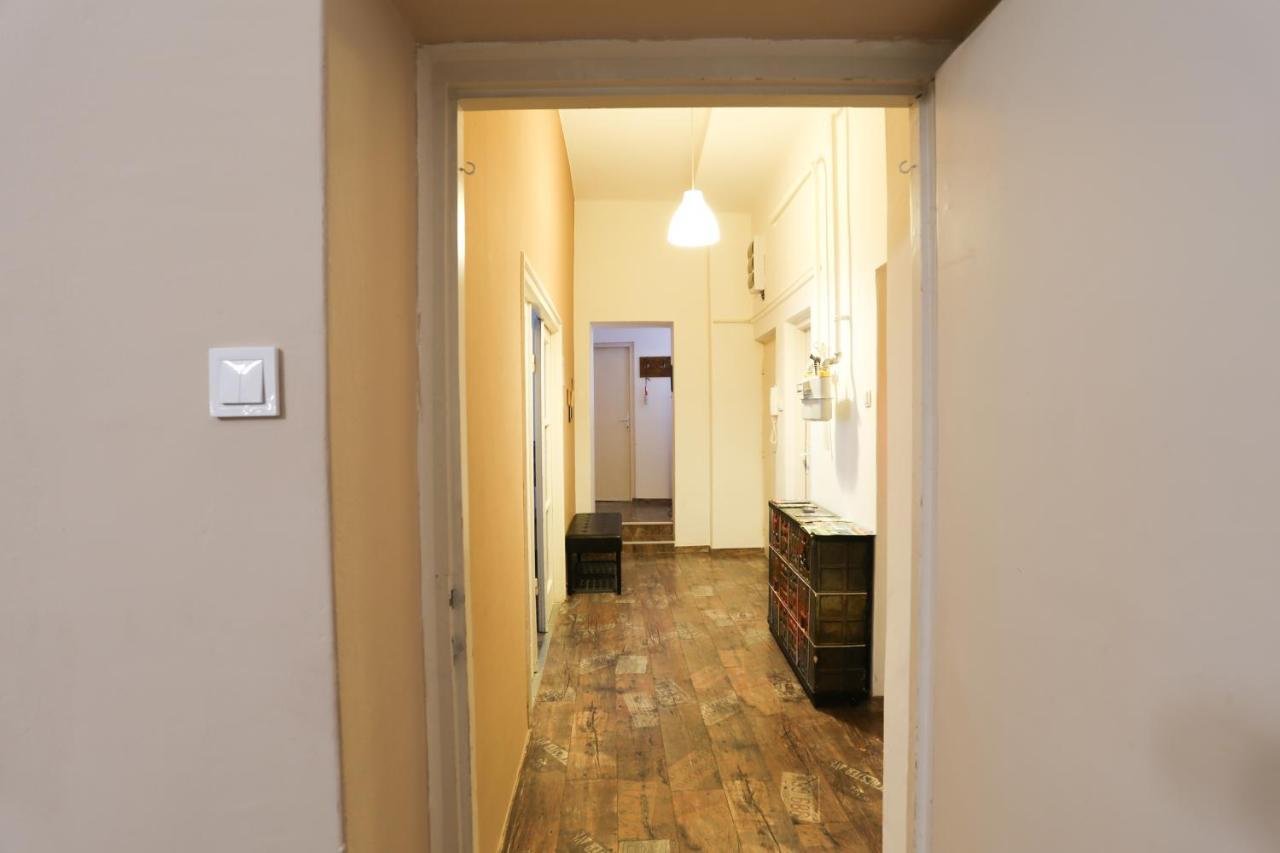 Anna Apartman Eger Buitenkant foto