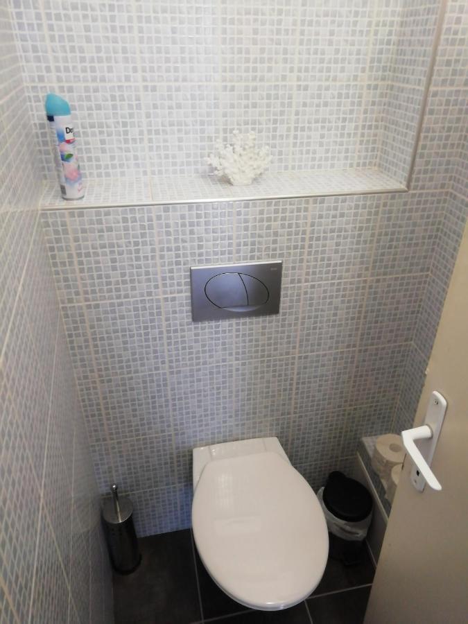 Anna Apartman Eger Buitenkant foto